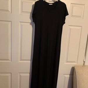 Black maxi dress